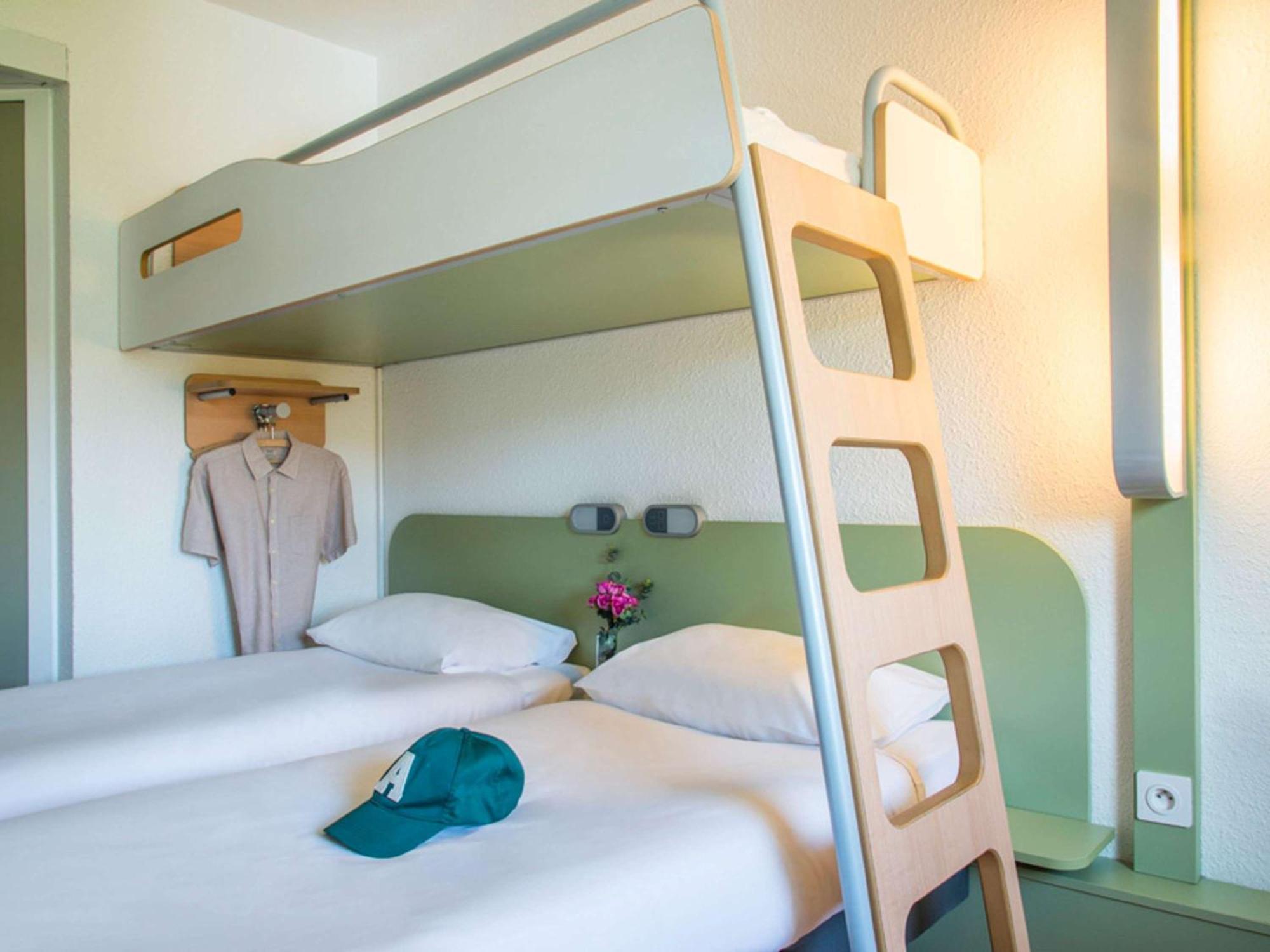 Ibis Budget Poitiers Nord Futuroscope Чассенеуил-Ду-Поитоу Экстерьер фото